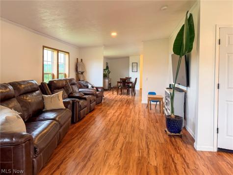 405 County Road 681 Sullivan OH 44880