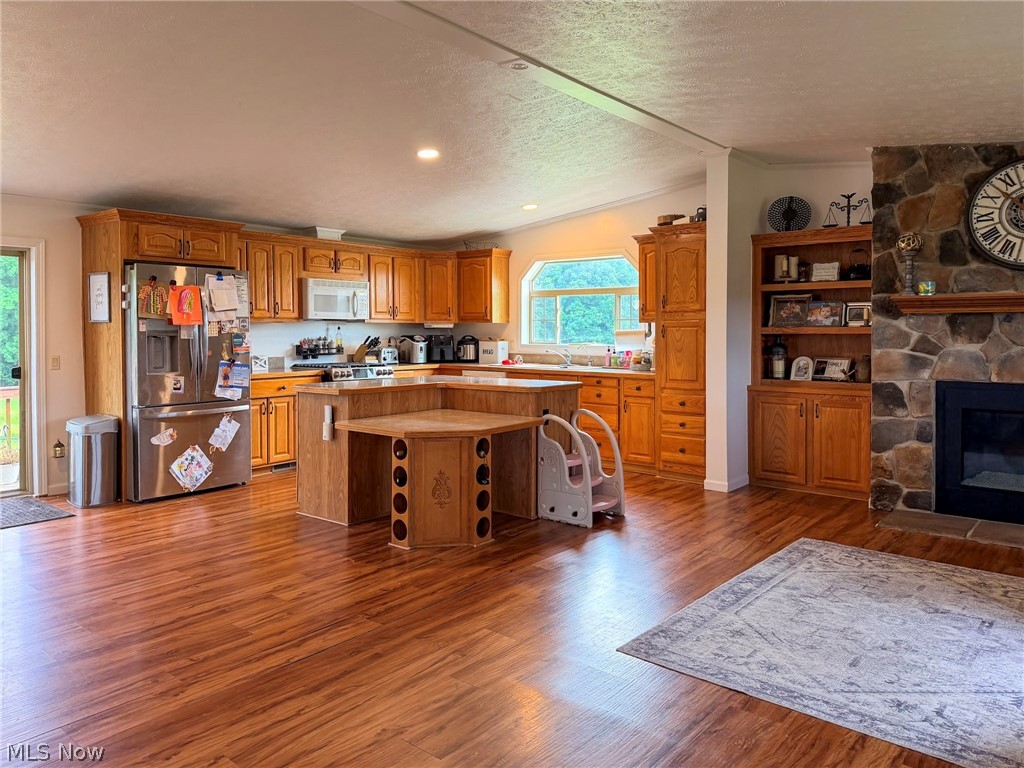 405 County Road 681 Sullivan OH 44880