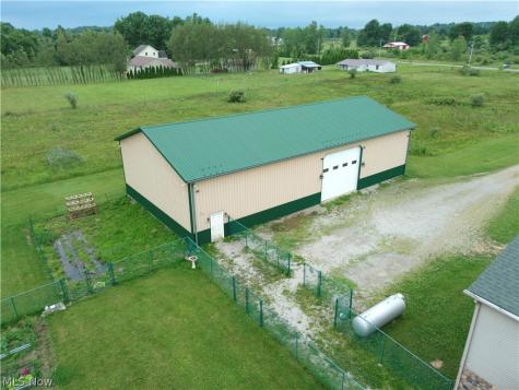 405 County Road 681 Sullivan OH 44880