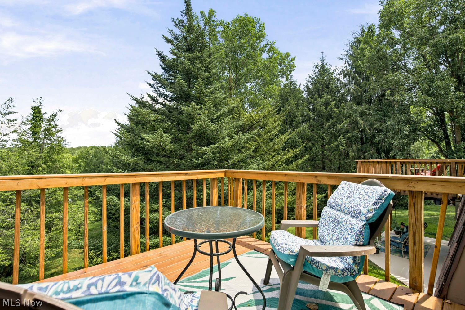 1513 Meadow Square NE Bolivar OH 44612