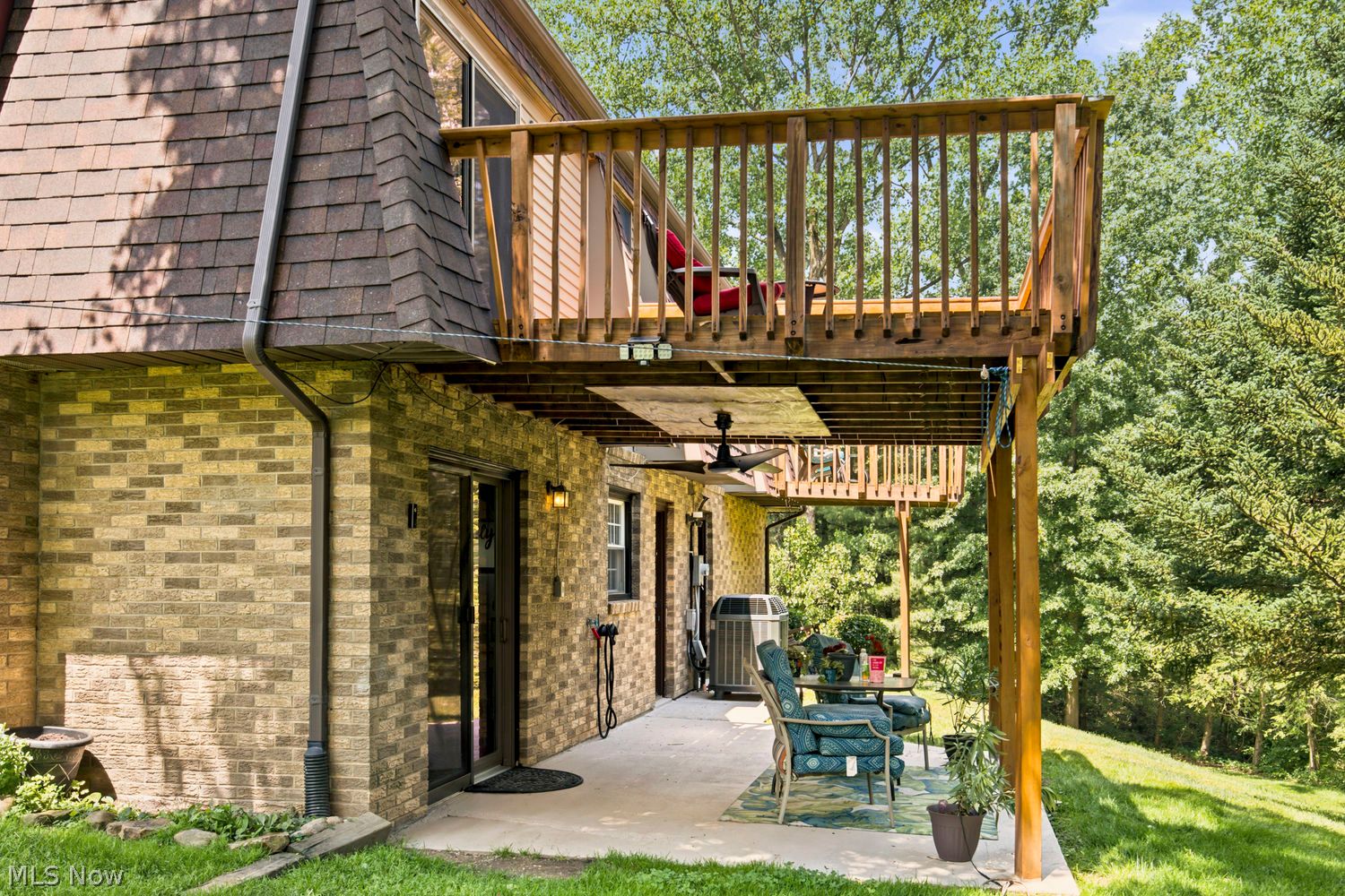 1513 Meadow Square NE Bolivar OH 44612