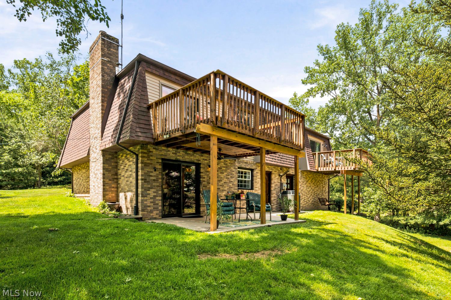 1513 Meadow Square NE Bolivar OH 44612