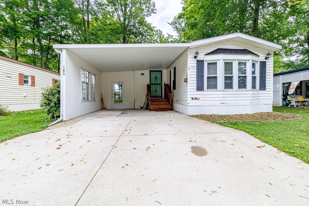 1229 Columbiana-lisbon Road Columbiana OH 44408