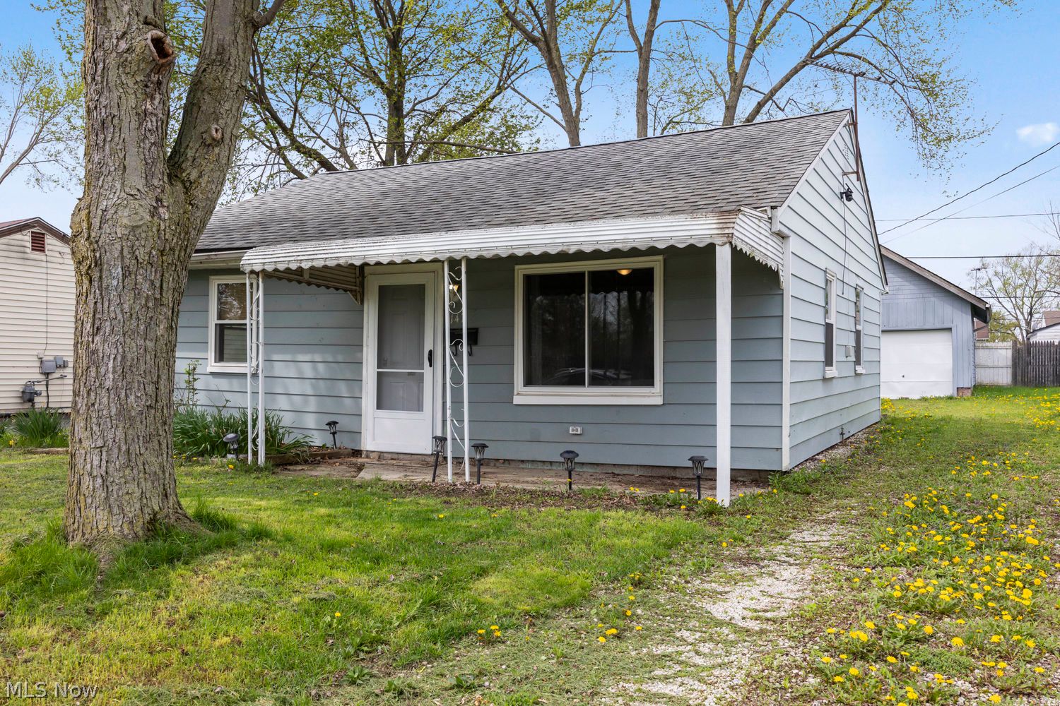 147 Lexington Avenue Elyria OH 44035