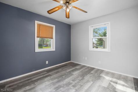 147 Lexington Avenue Elyria OH 44035