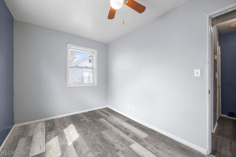 147 Lexington Avenue Elyria OH 44035