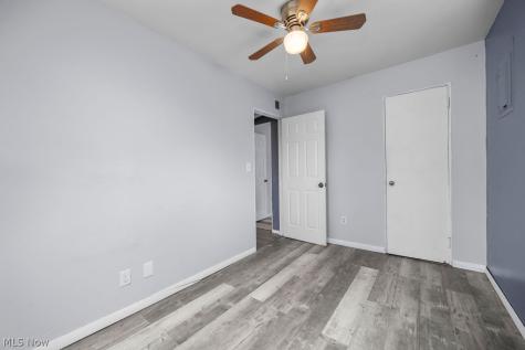 147 Lexington Avenue Elyria OH 44035