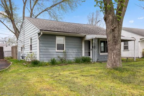 147 Lexington Avenue Elyria OH 44035