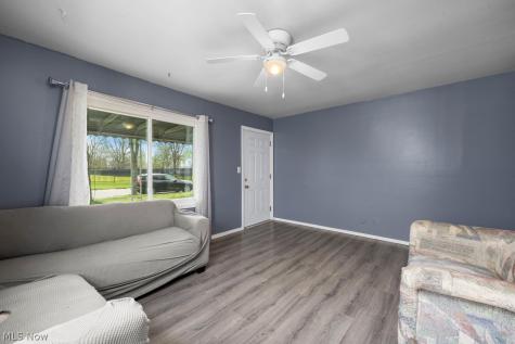 147 Lexington Avenue Elyria OH 44035