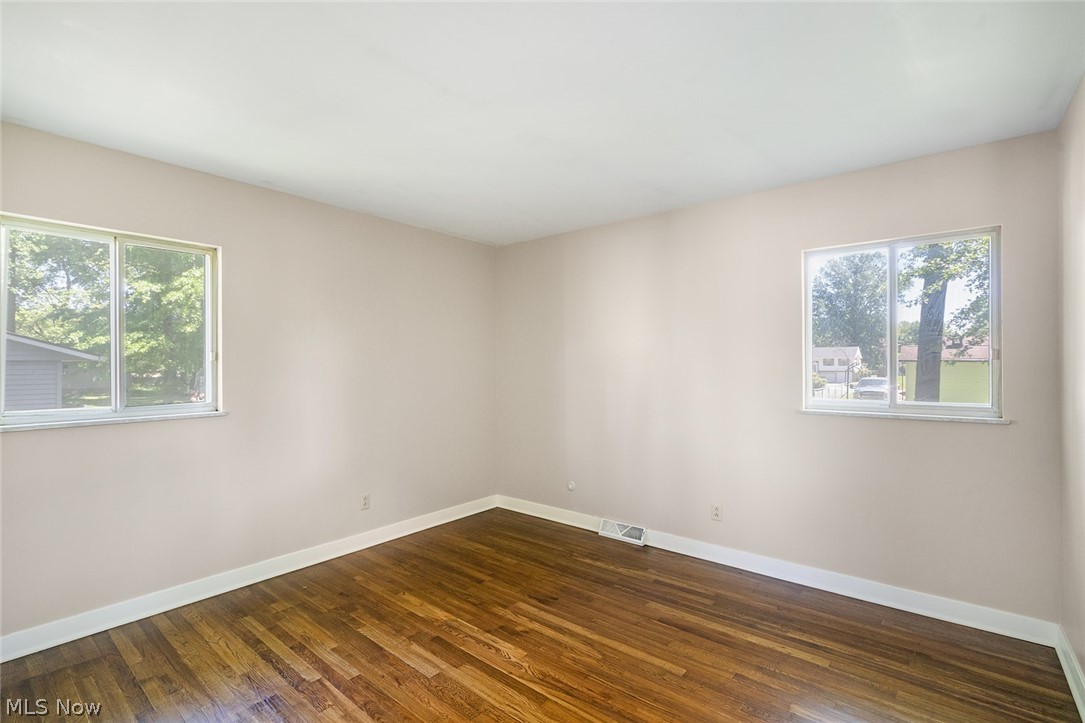 3765 Boston Avenue SE Howland OH 44484