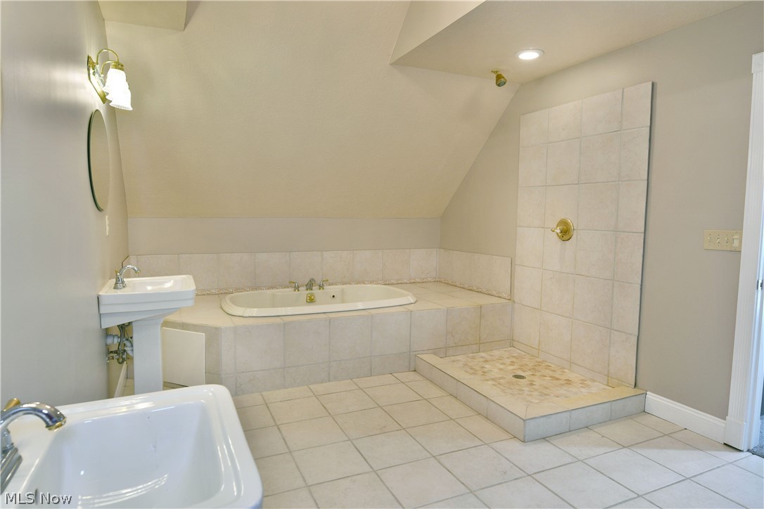 12030 Princeton Road Huntsburg OH 44046