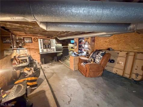 329 Summit Avenue Steubenville OH 43952