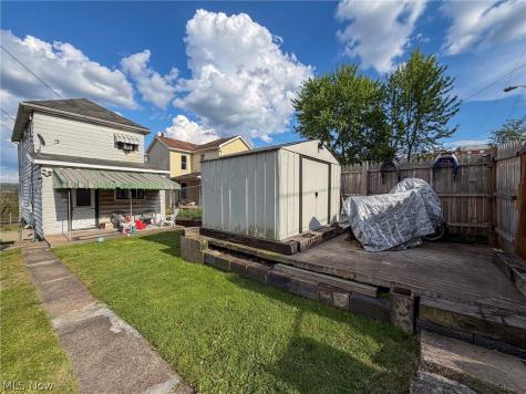 329 Summit Avenue Steubenville OH 43952