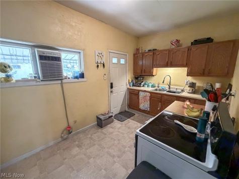 329 Summit Avenue Steubenville OH 43952