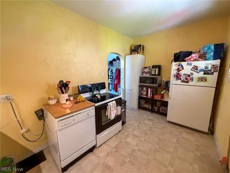 329 Summit Avenue Steubenville OH 43952