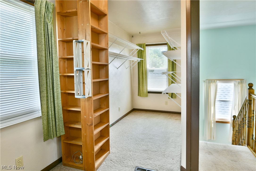 1406 Mazda Avenue NE Warren OH 44483