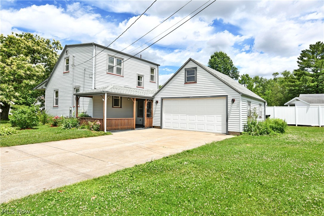 1406 Mazda Avenue NE Warren OH 44483