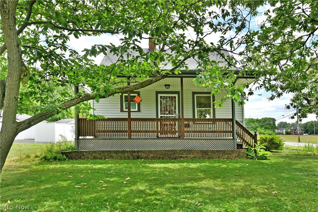 1406 Mazda Avenue NE Warren OH 44483