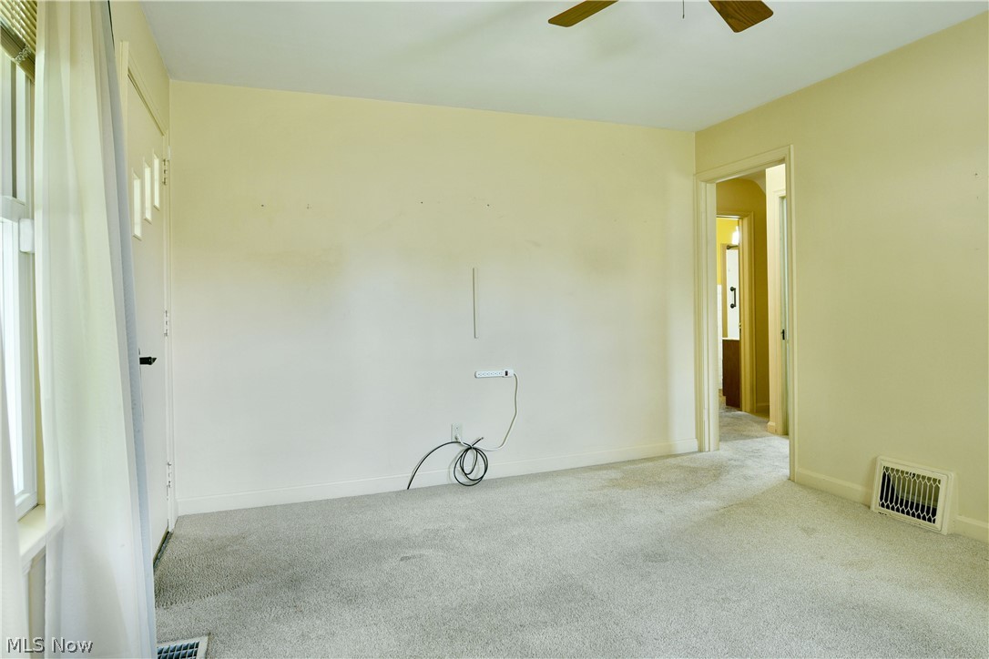 1406 Mazda Avenue NE Warren OH 44483