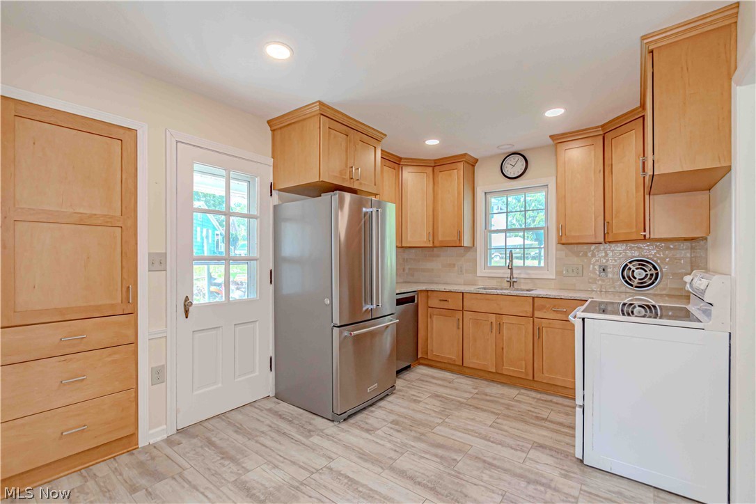611 Weymouth Road Medina OH 44256