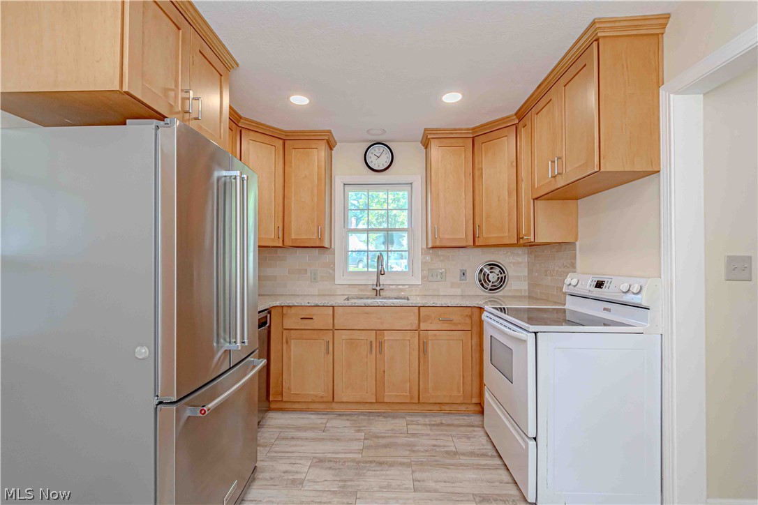 611 Weymouth Road Medina OH 44256