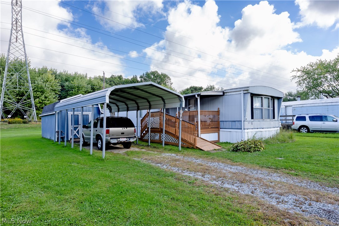 19 Silver Pond Drive Apple Creek OH 44606