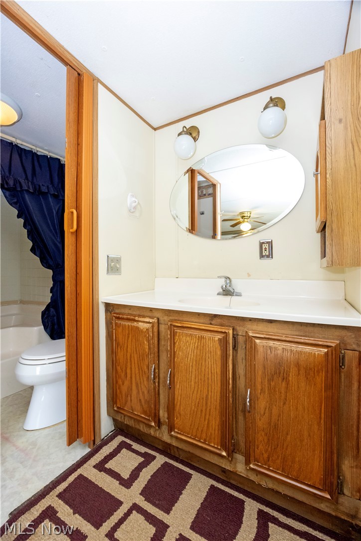 19 Silver Pond Drive Apple Creek OH 44606
