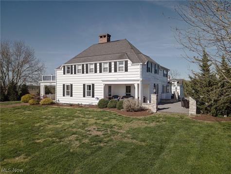 1307 Cisler Drive Marietta OH 45750