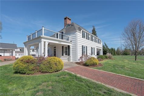 1307 Cisler Drive Marietta OH 45750