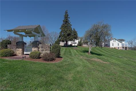 1307 Cisler Drive Marietta OH 45750