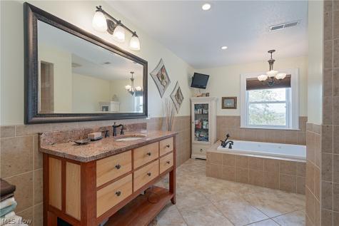 1307 Cisler Drive Marietta OH 45750