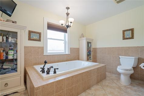 1307 Cisler Drive Marietta OH 45750