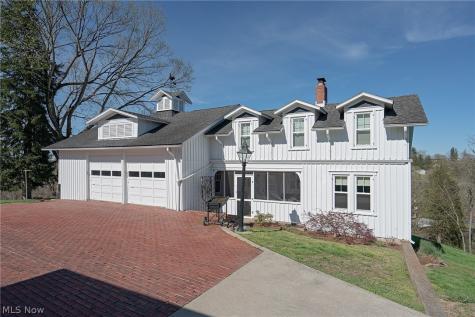 1307 Cisler Drive Marietta OH 45750