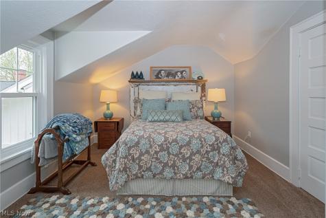 1307 Cisler Drive Marietta OH 45750