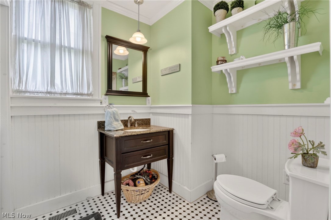 815 N 16th Street Cambridge OH 43725