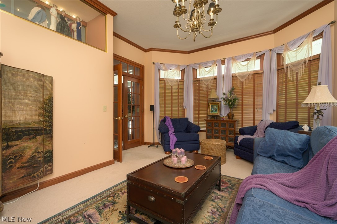 1015 Cambridge Court NE Warren OH 44484