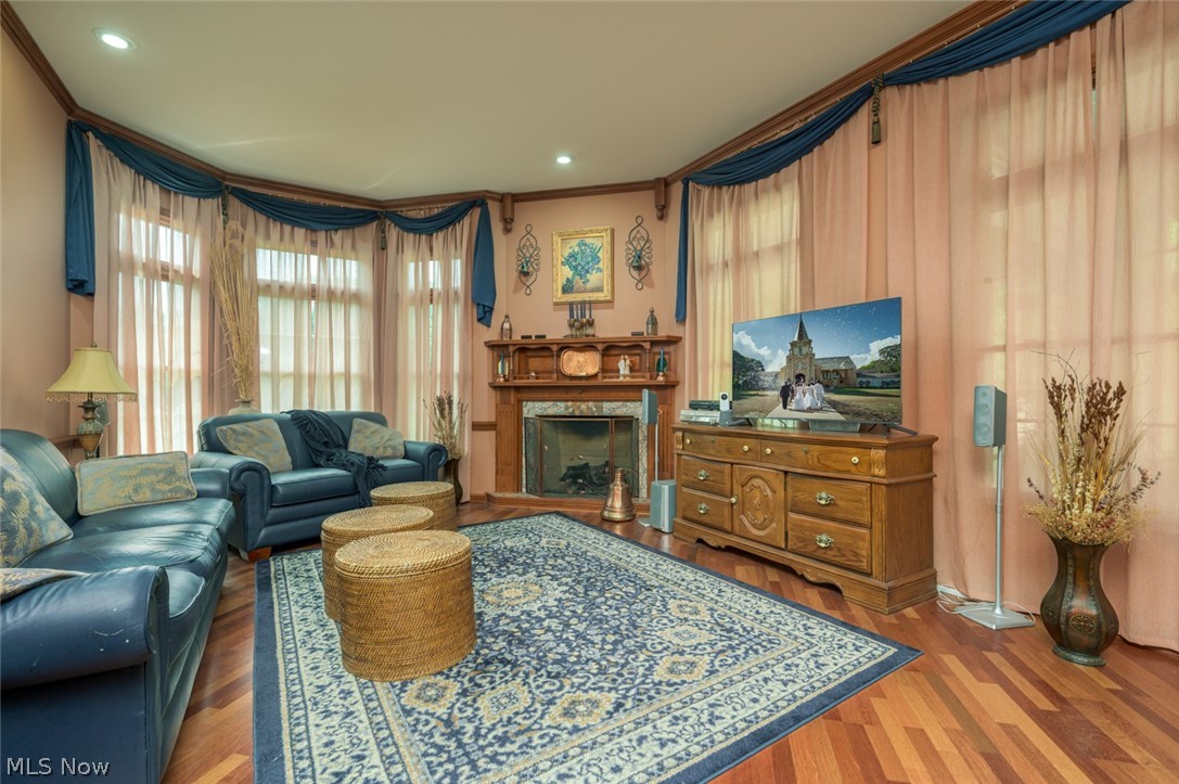 1015 Cambridge Court NE Warren OH 44484
