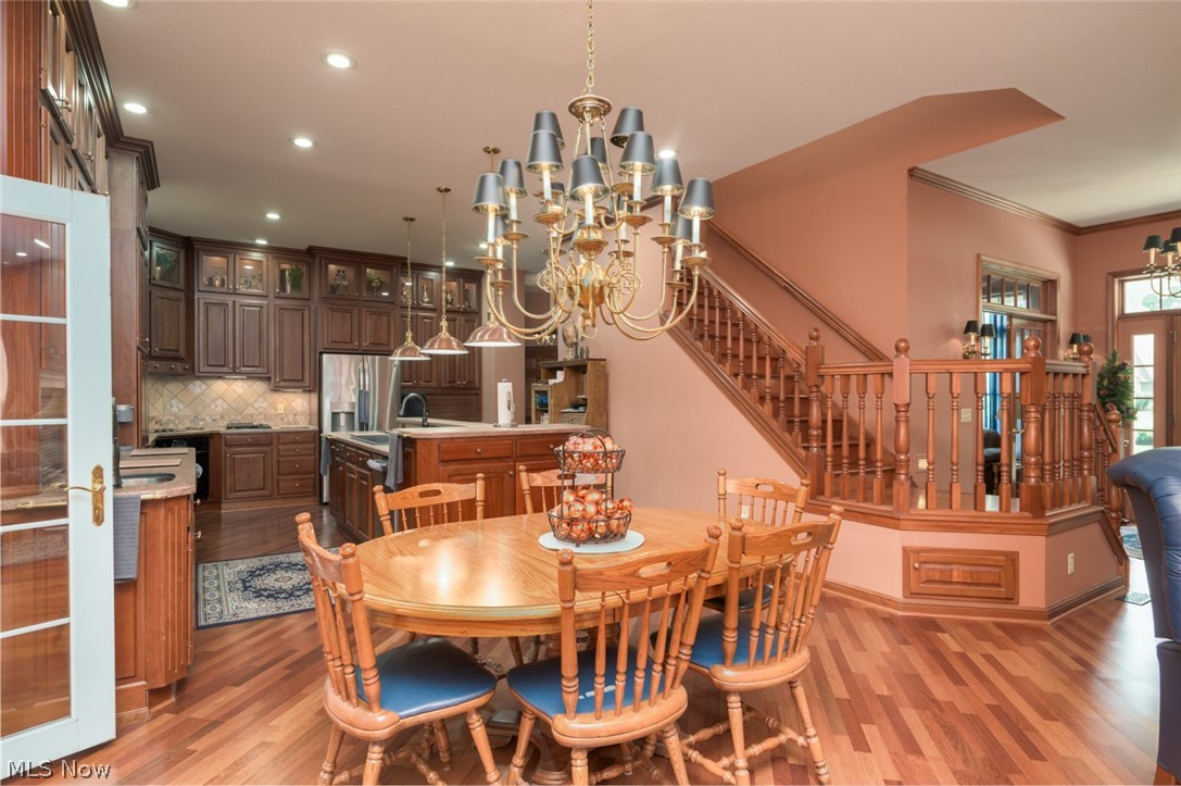 1015 Cambridge Court NE Warren OH 44484