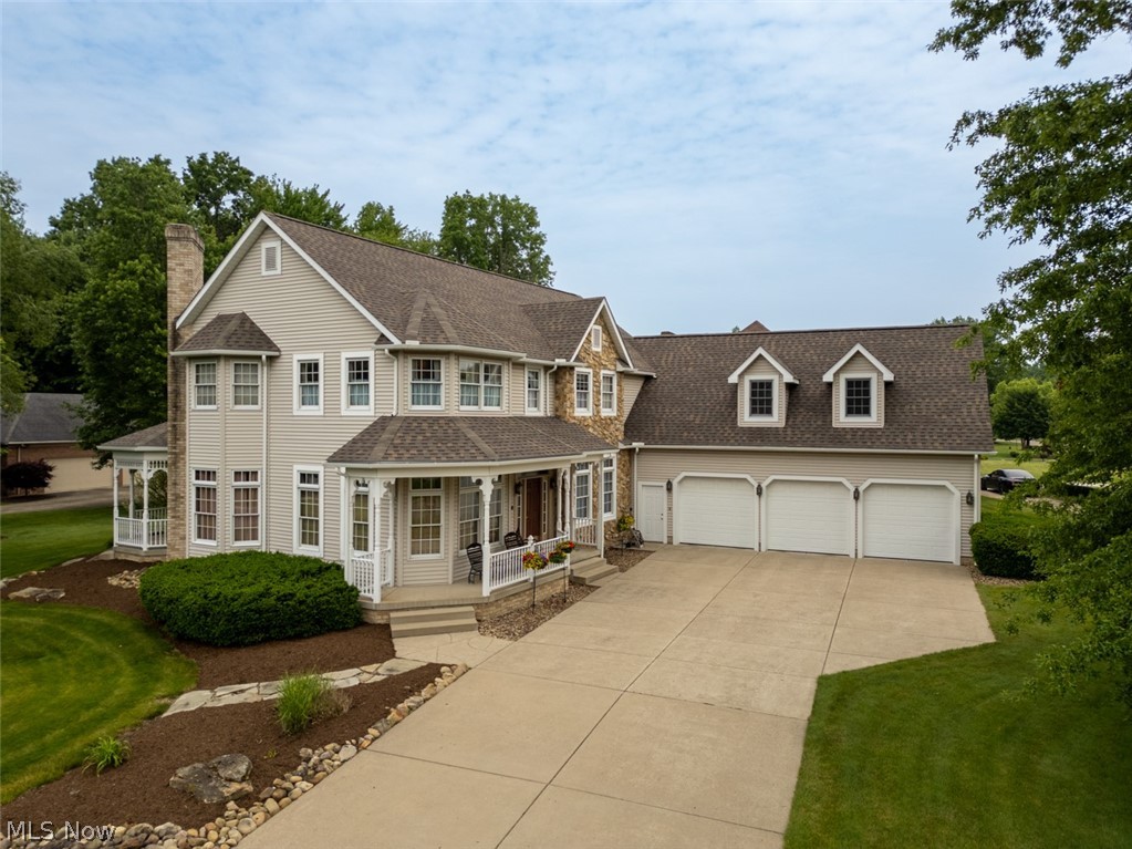 1015 Cambridge Court NE Warren OH 44484
