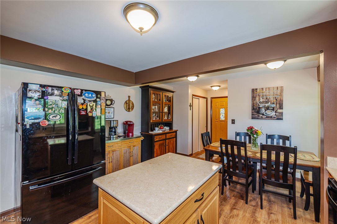 1055 Twilight Drive Seven Hills OH 44131
