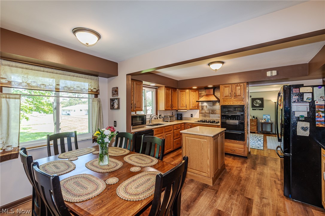 1055 Twilight Drive Seven Hills OH 44131