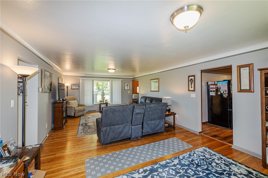 1055 Twilight Drive Seven Hills OH 44131