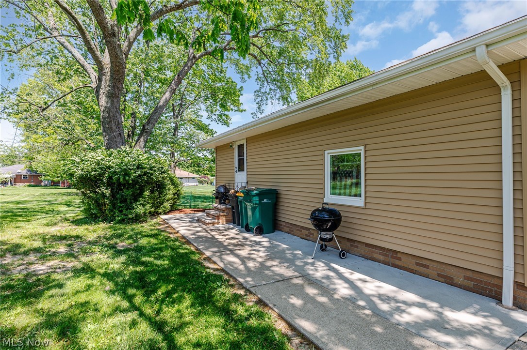 1055 Twilight Drive Seven Hills OH 44131