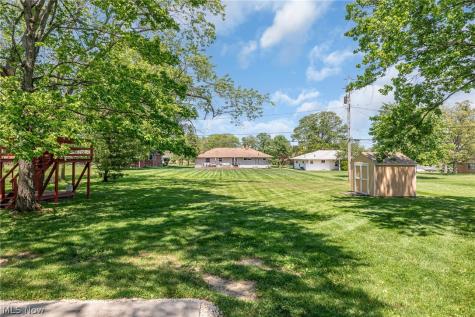 1055 Twilight Drive Seven Hills OH 44131