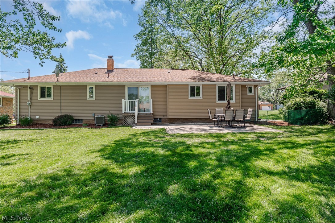 1055 Twilight Drive Seven Hills OH 44131