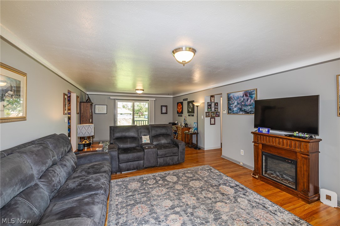 1055 Twilight Drive Seven Hills OH 44131