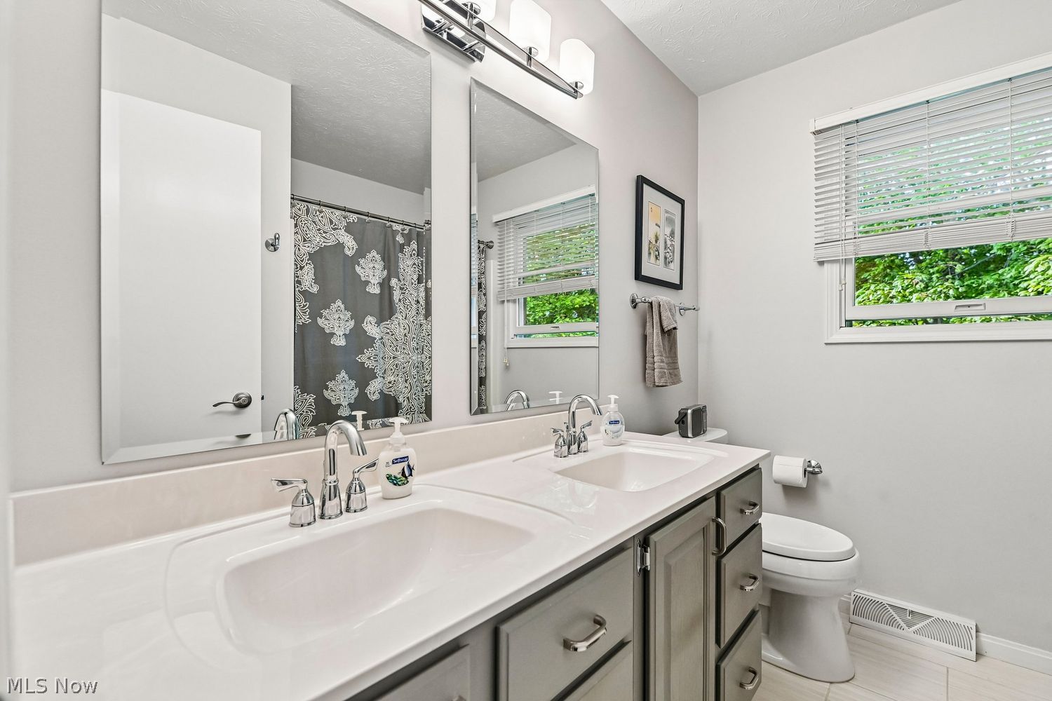 6541 Crabtree Lane Brecksville OH 44141