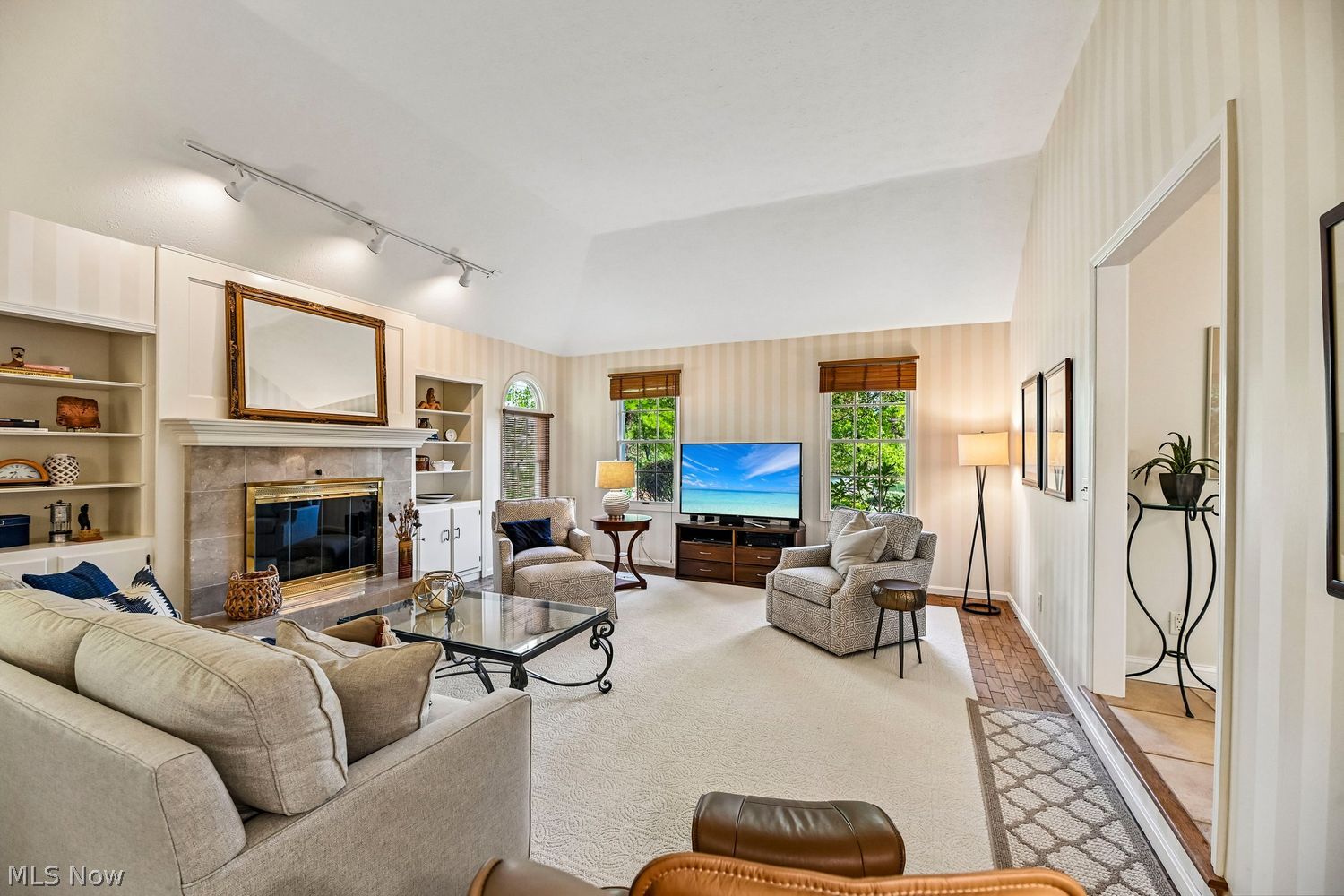 6541 Crabtree Lane Brecksville OH 44141