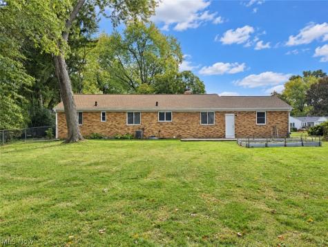2961 Chamberlain Road Akron OH 44333