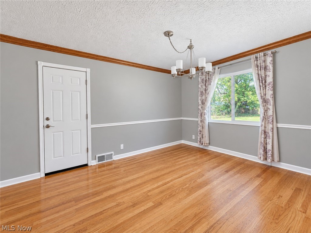 2961 Chamberlain Road Akron OH 44333